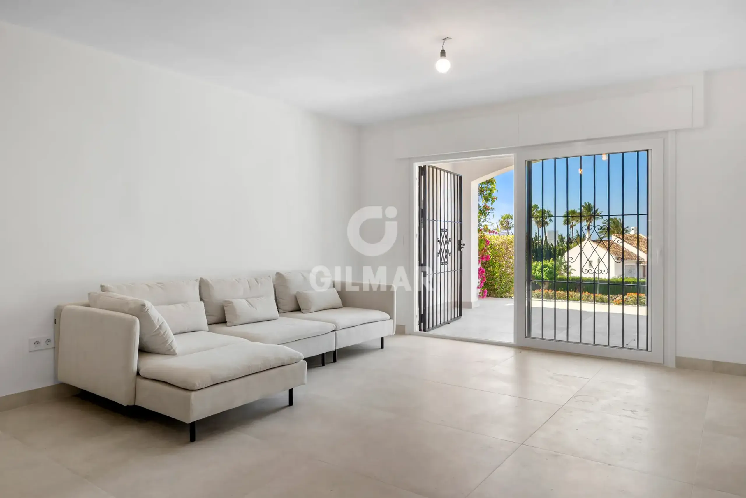 Apartment in Nueva Andalucía - Málaga