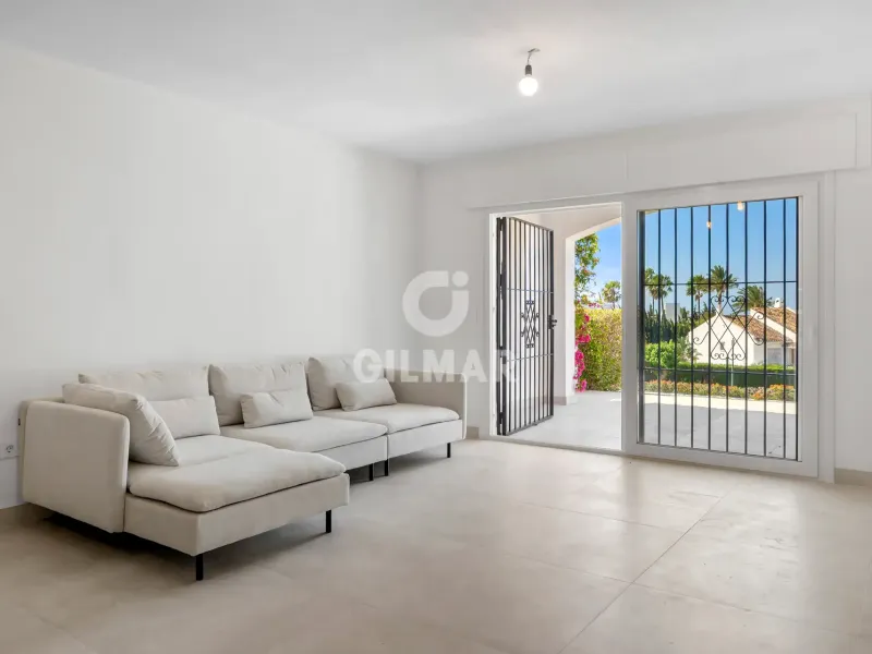 Apartment in Nueva Andalucía - Málaga