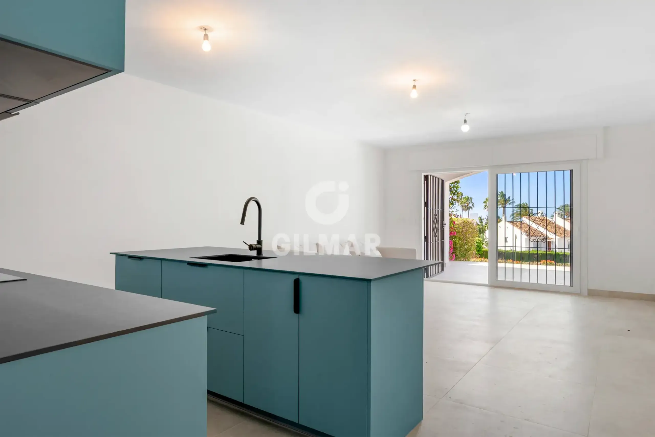 Apartment in Nueva Andalucía - Málaga