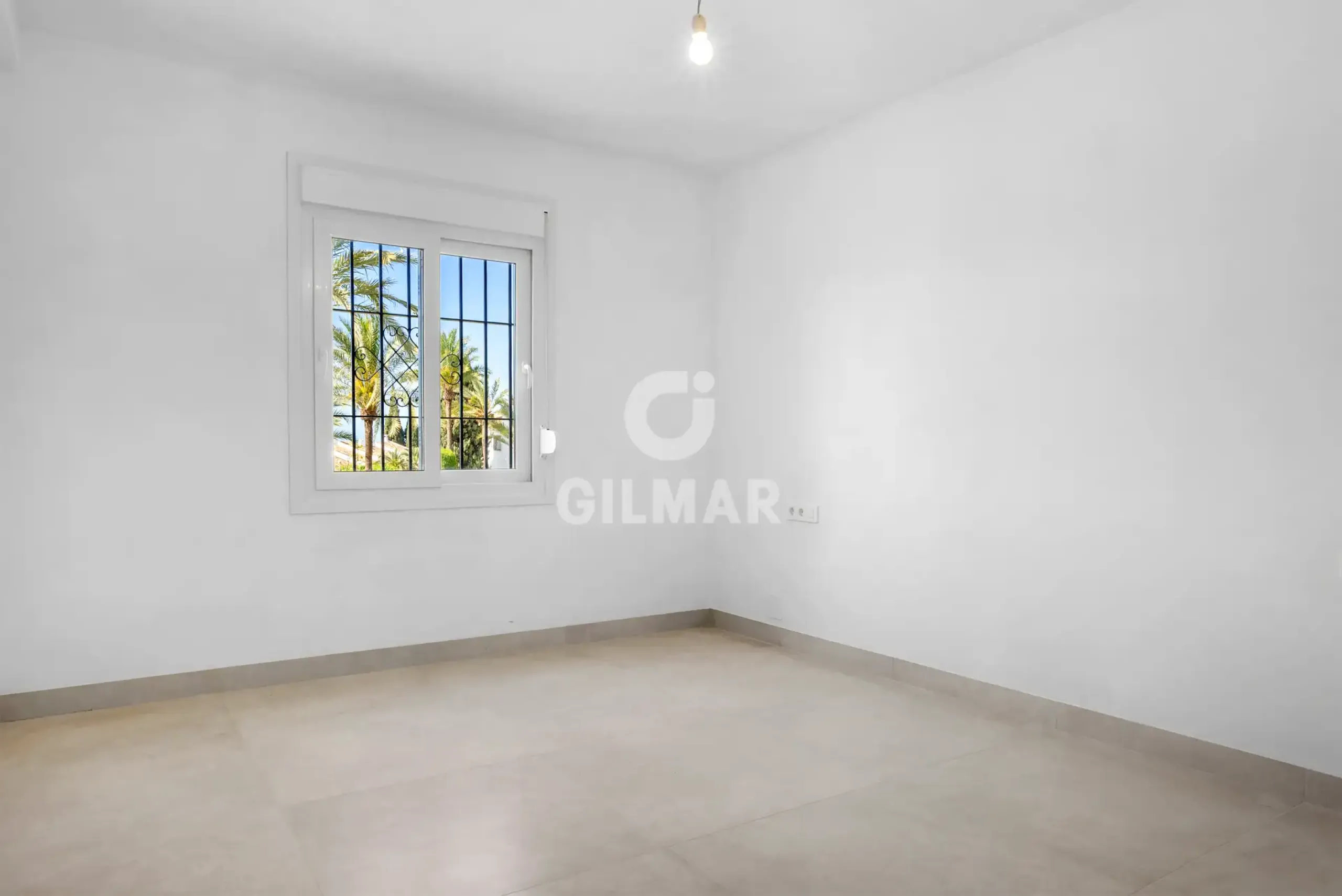 Apartment in Nueva Andalucía - Málaga