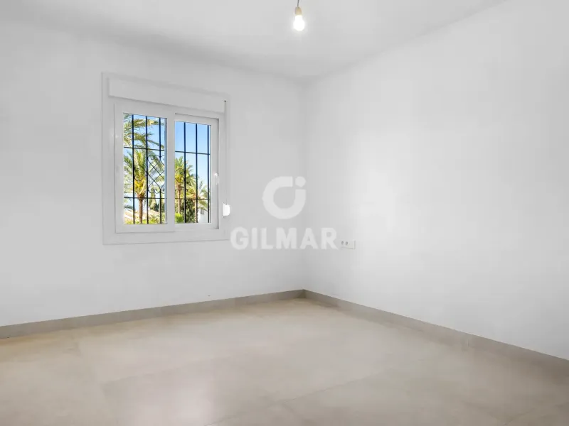 Apartment in Nueva Andalucía - Málaga