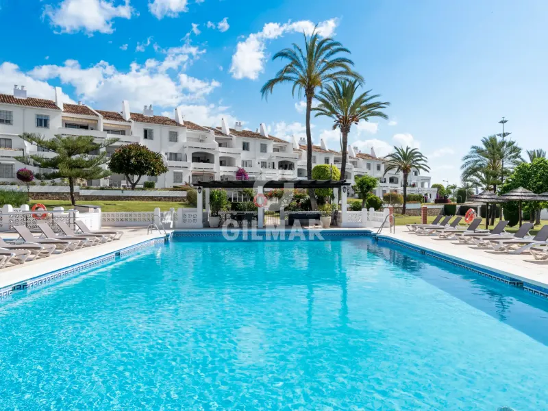 Apartment in Nueva Andalucía - Málaga