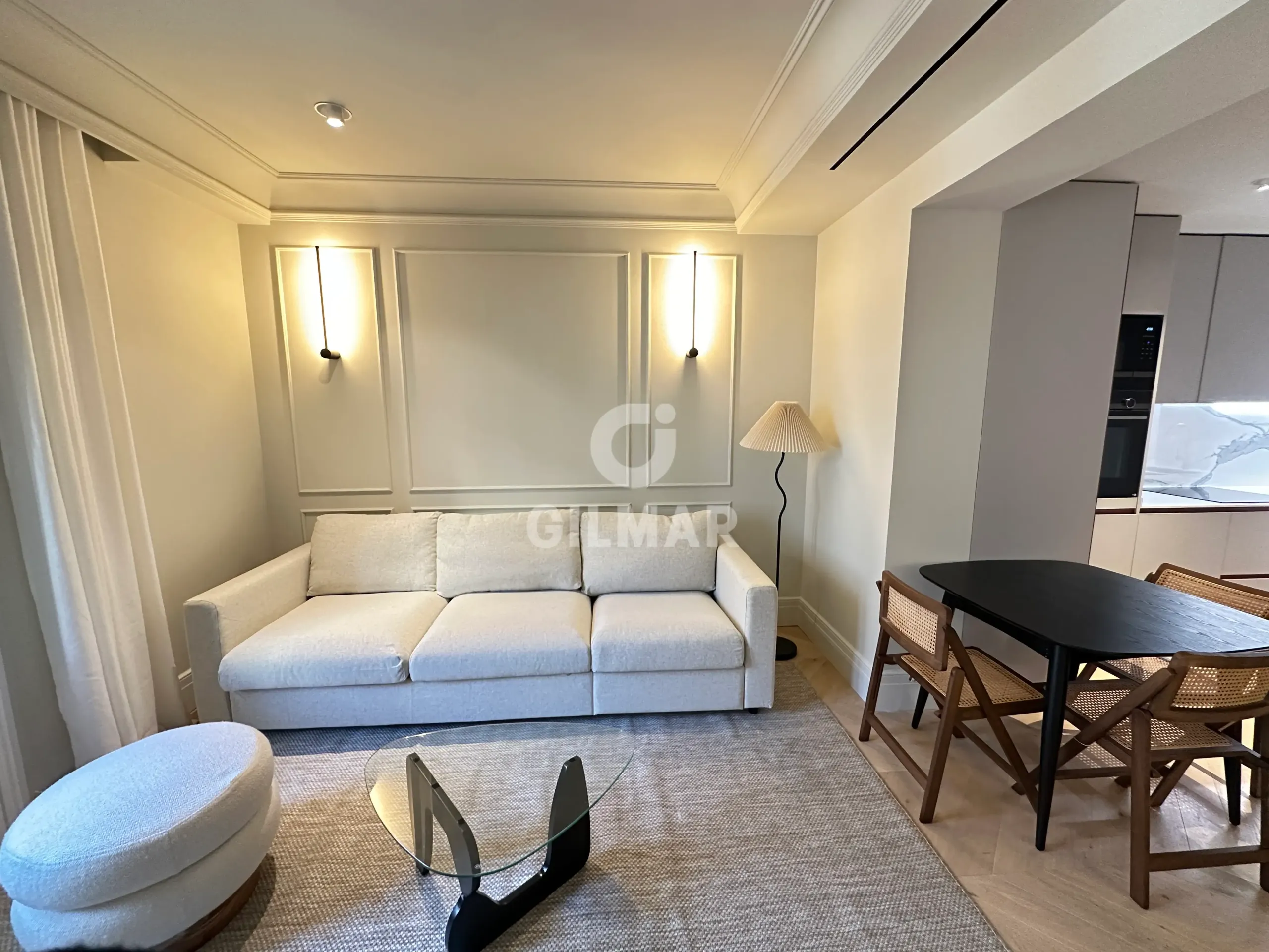 Apartment in Cortes - Madrid