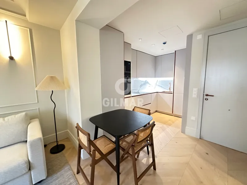 Apartment in Cortes - Madrid