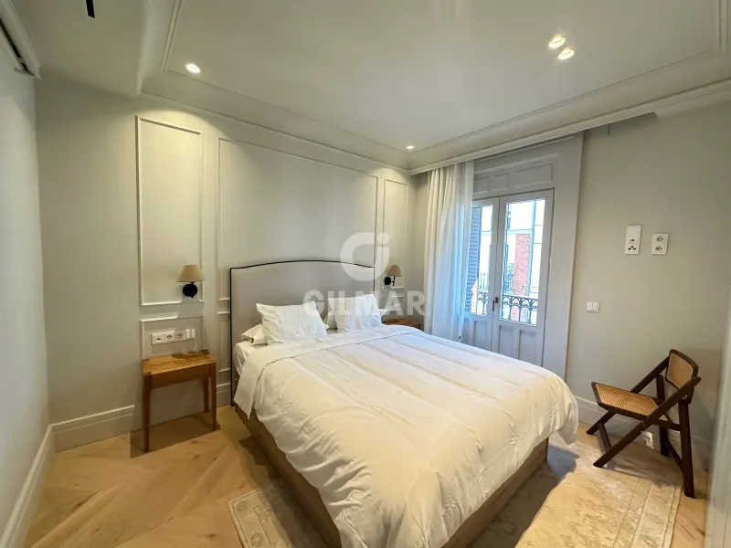 Apartment in Cortes - Madrid