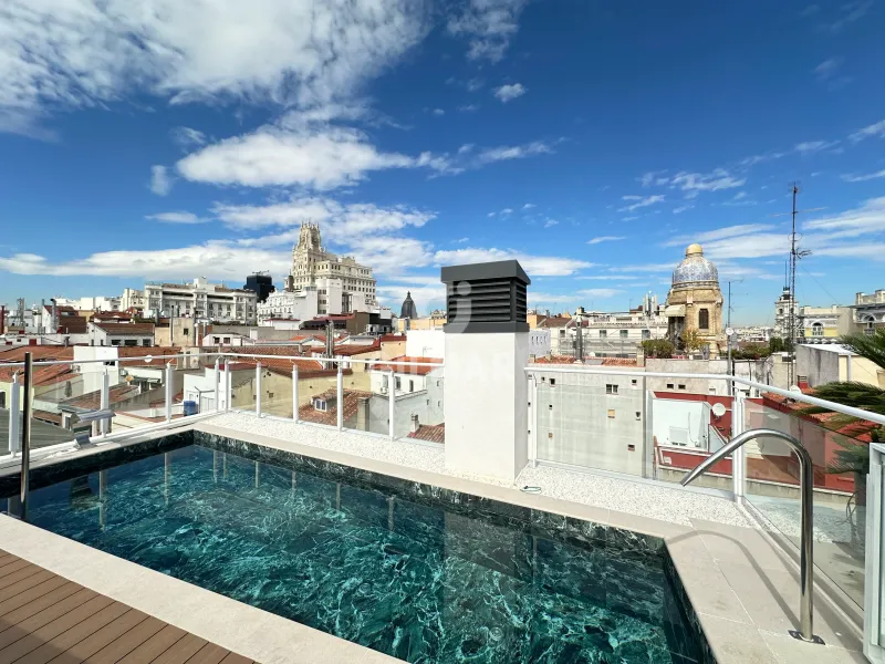 Apartment in Cortes - Madrid