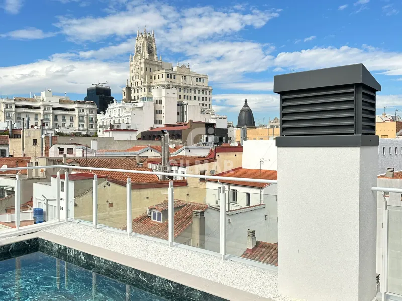 Apartment in Cortes - Madrid
