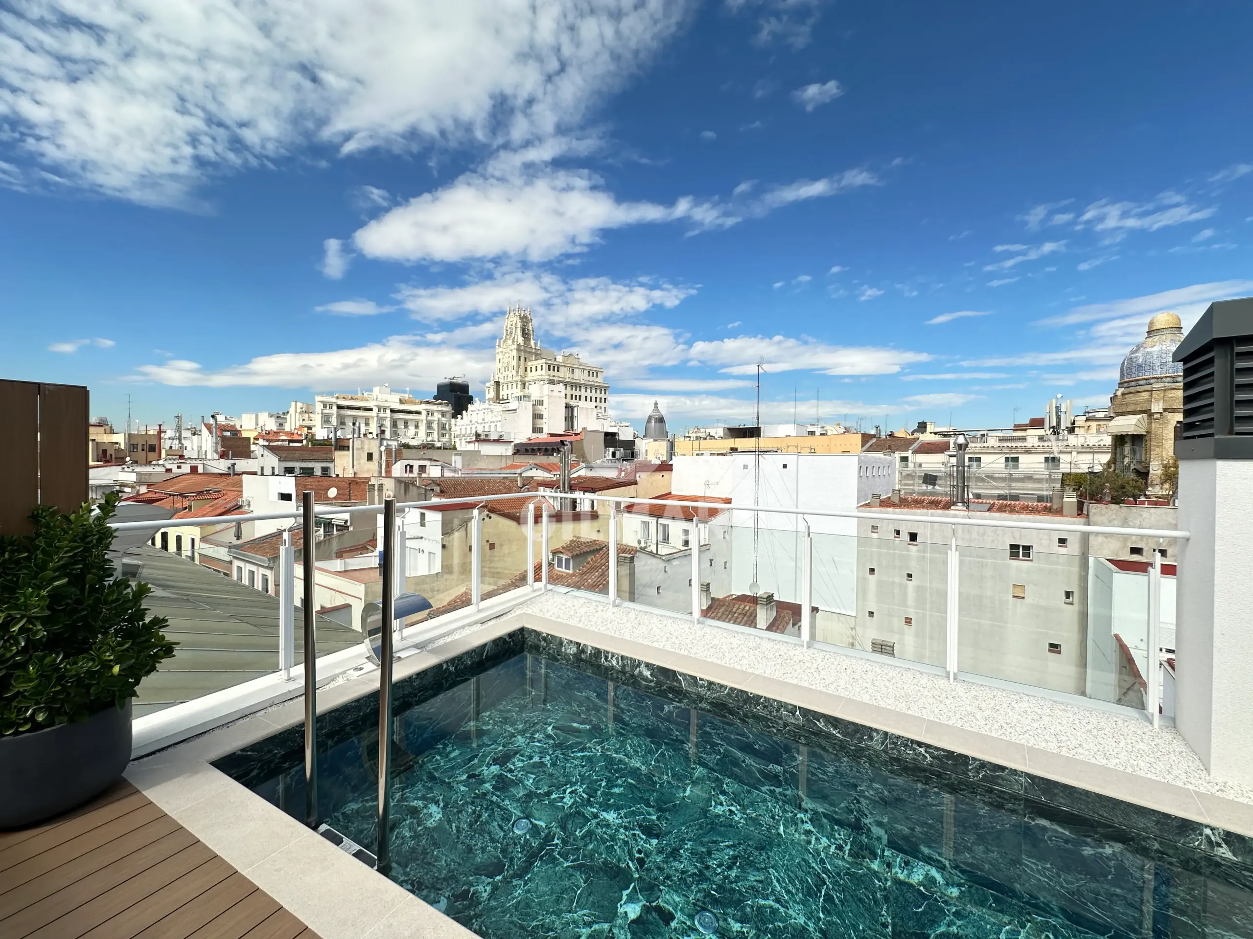 Apartment in Cortes - Madrid