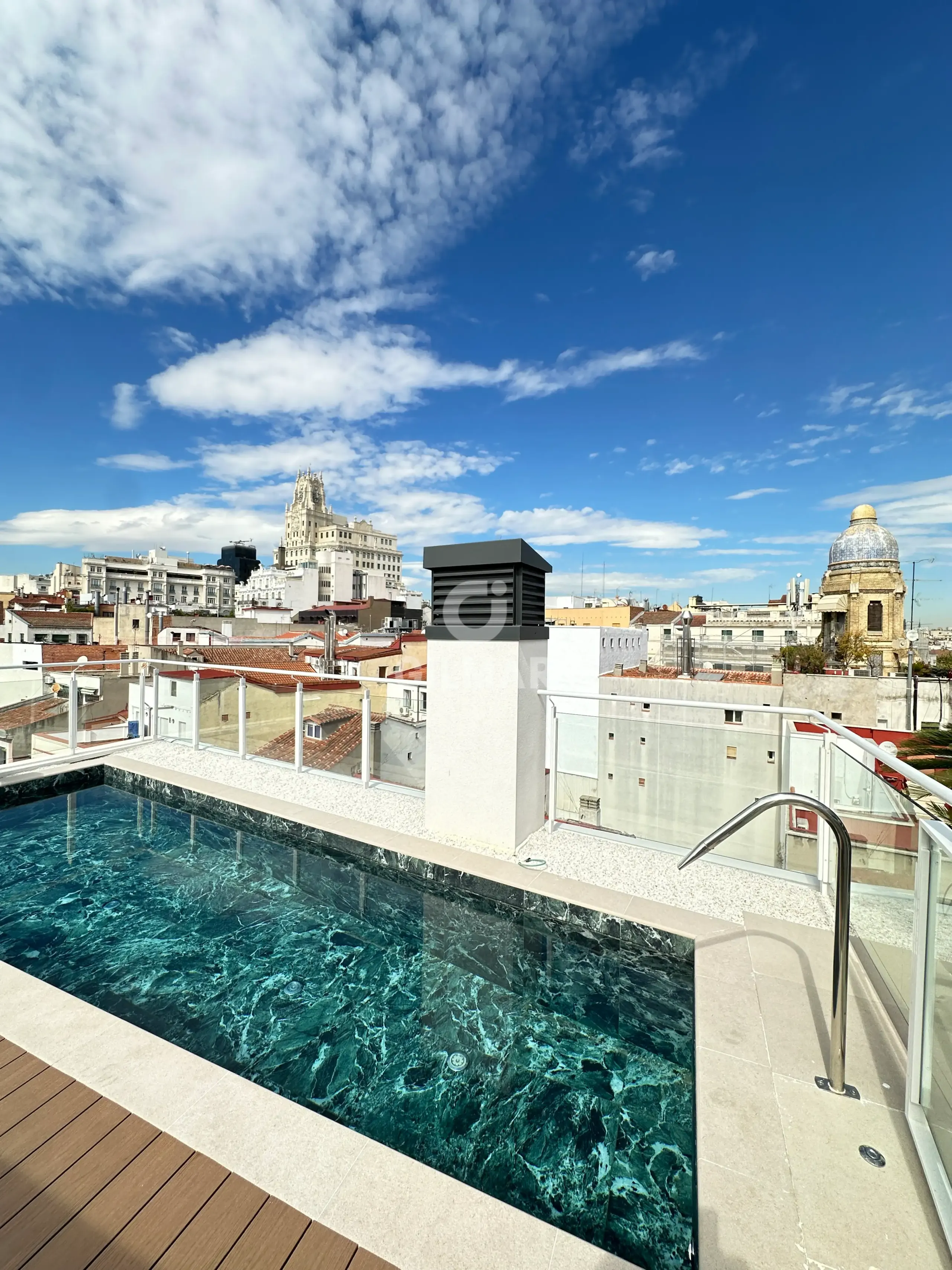 Apartment in Cortes - Madrid