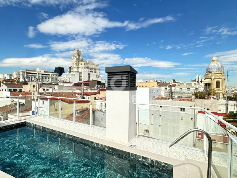 Apartment in Cortes - Madrid