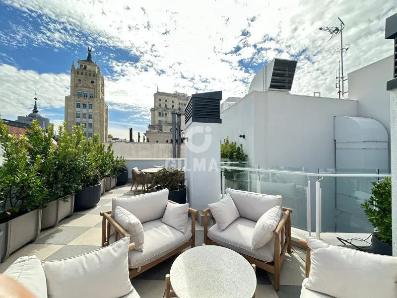 Apartment in Cortes - Madrid