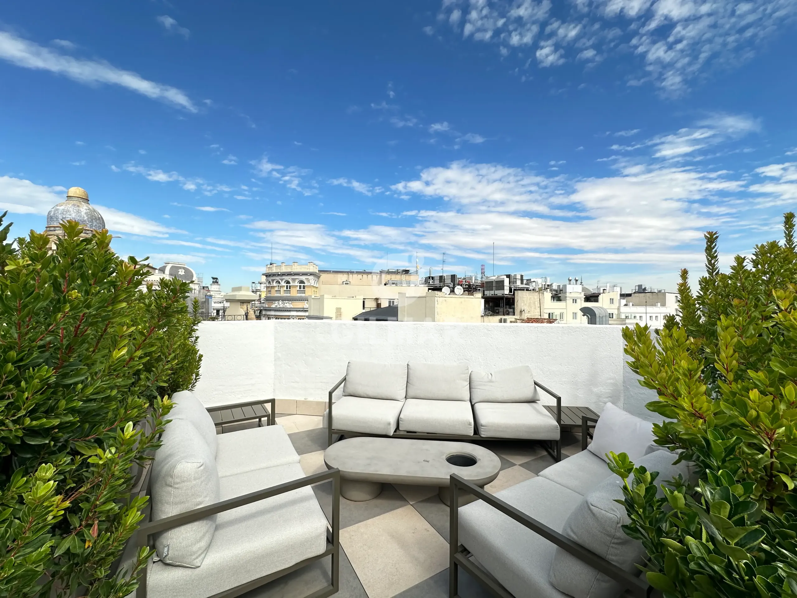 Apartment in Cortes - Madrid