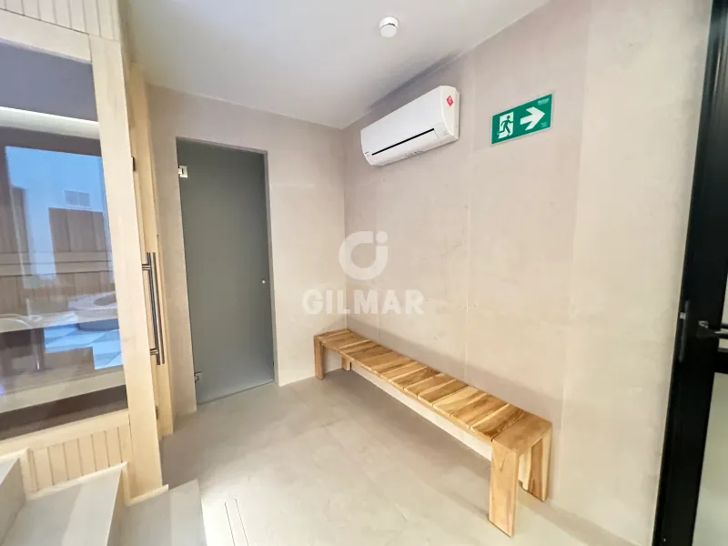 Apartment in Cortes - Madrid