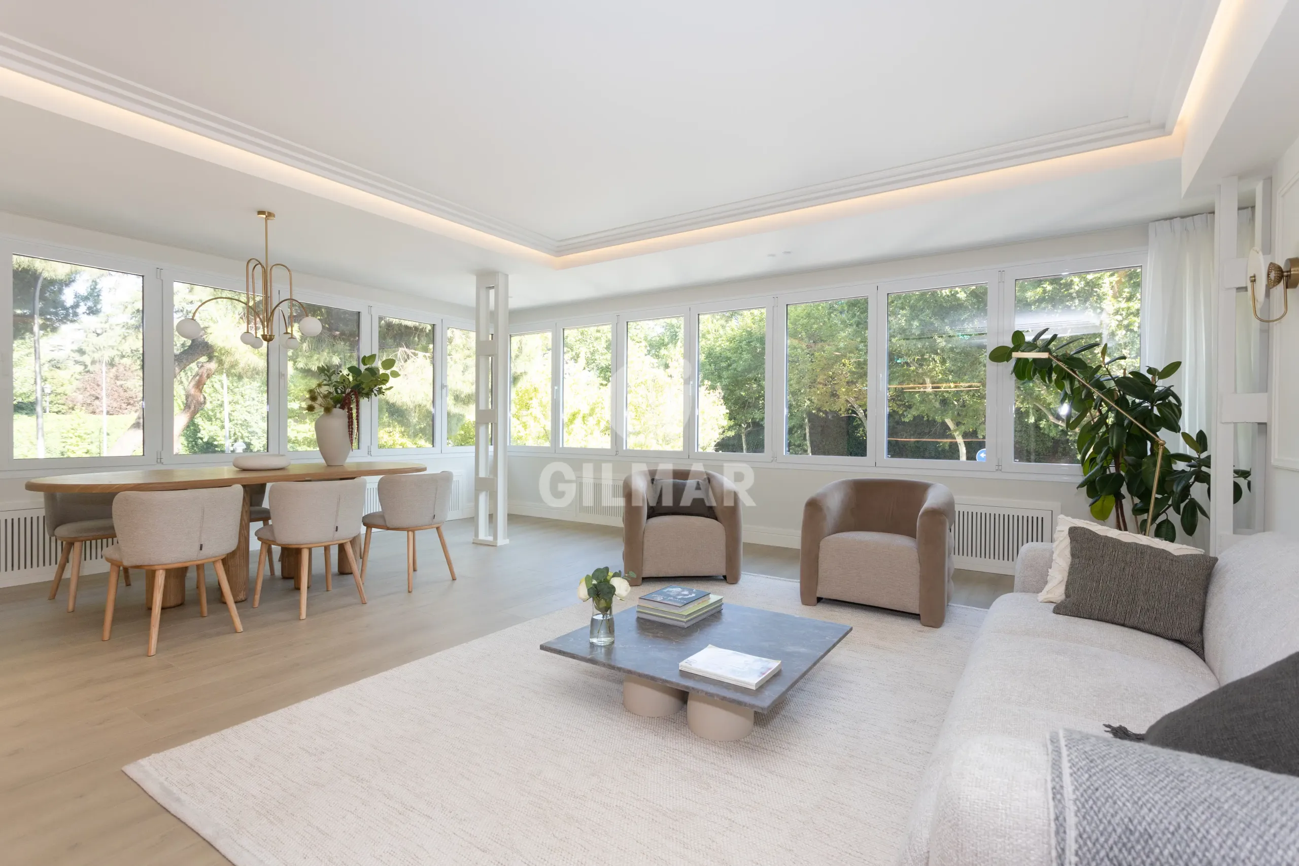 Apartment in Niño Jesús - Madrid
