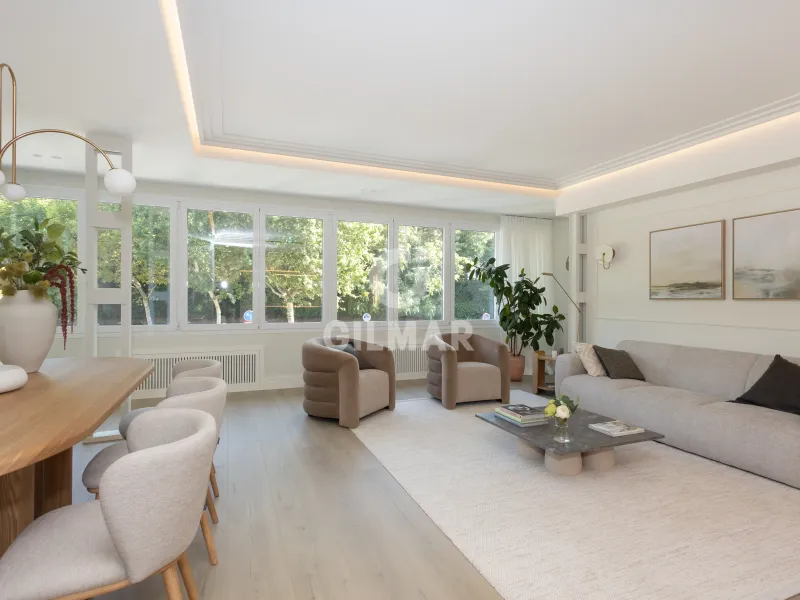 Apartment in Niño Jesús - Madrid
