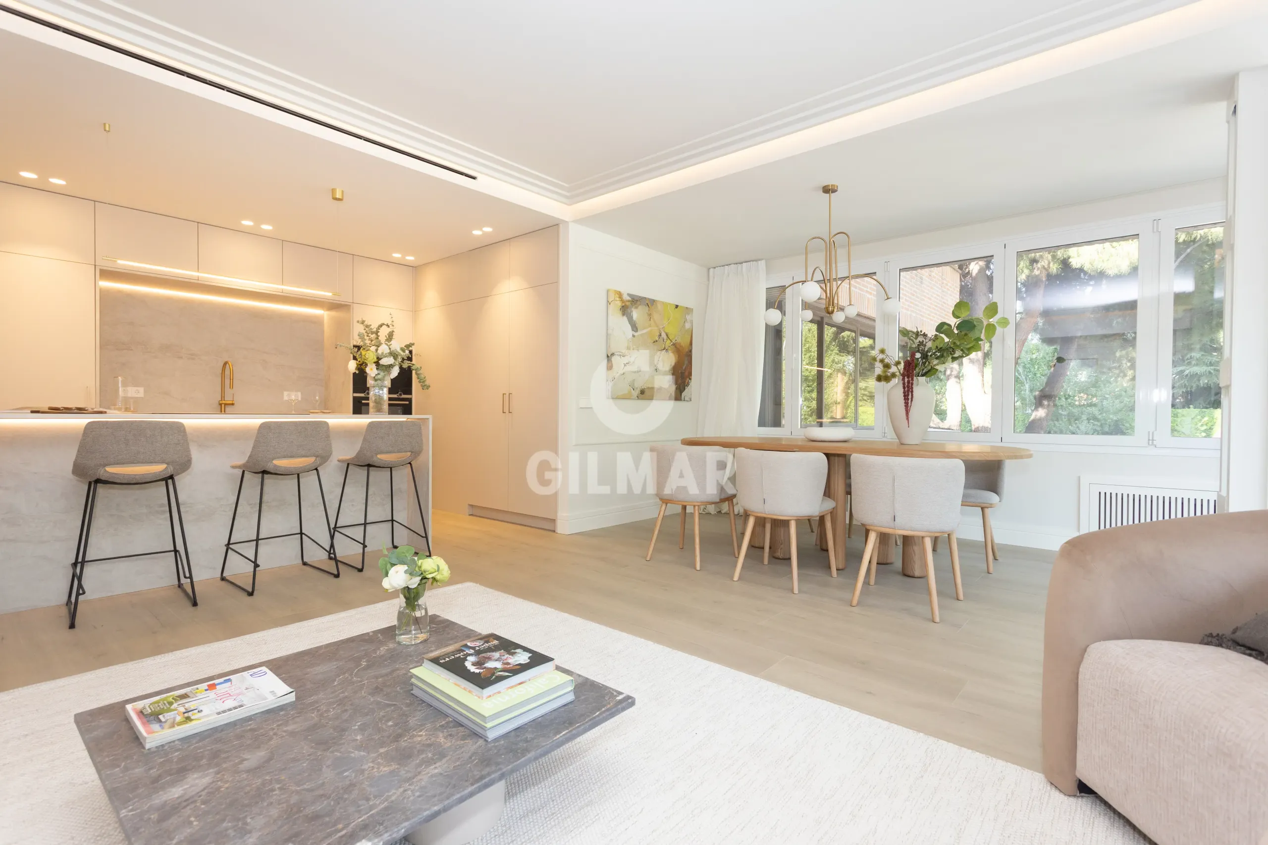 Apartment in Niño Jesús - Madrid