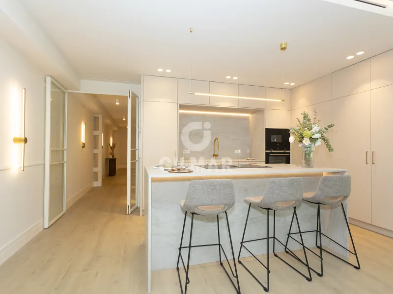 Apartment in Niño Jesús - Madrid