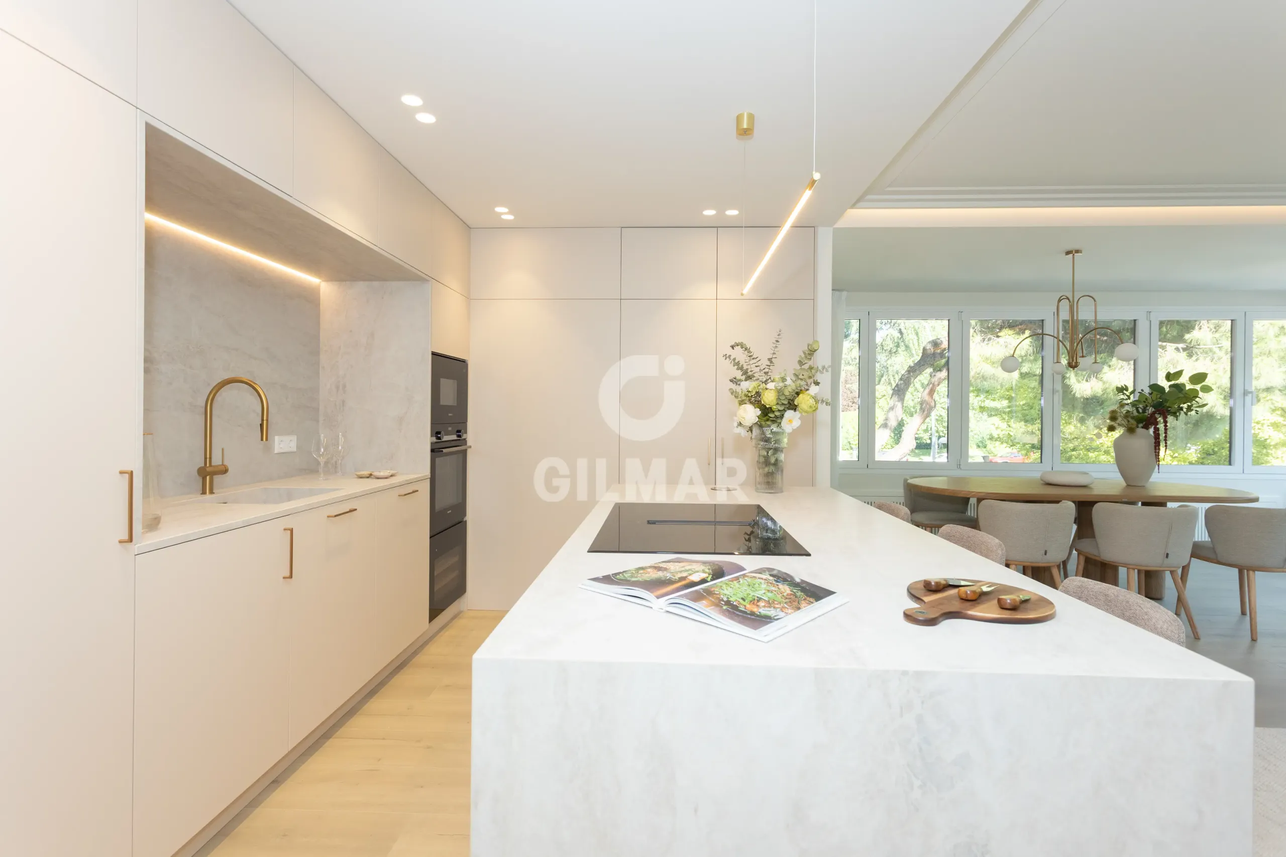 Apartment in Niño Jesús - Madrid