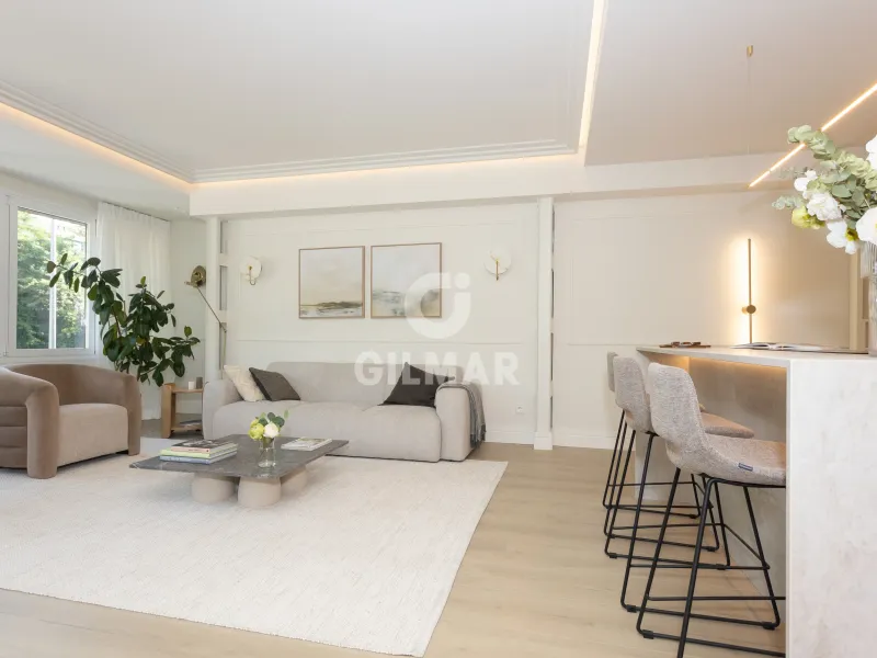 Apartment in Niño Jesús - Madrid