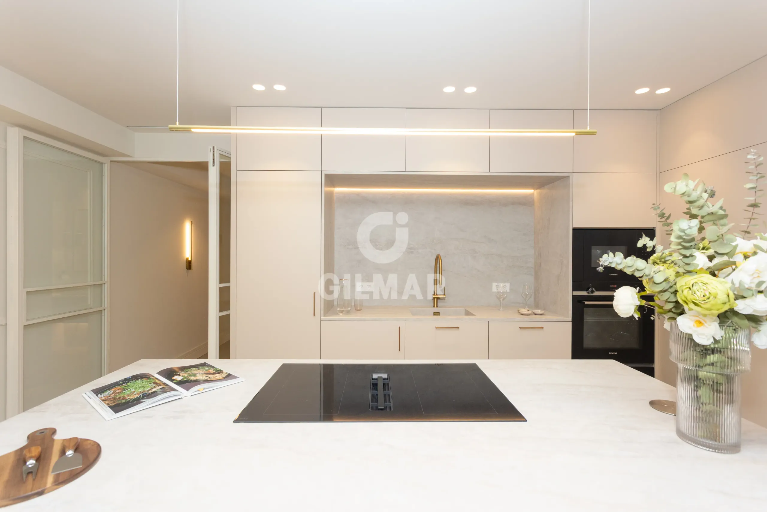 Apartment in Niño Jesús - Madrid