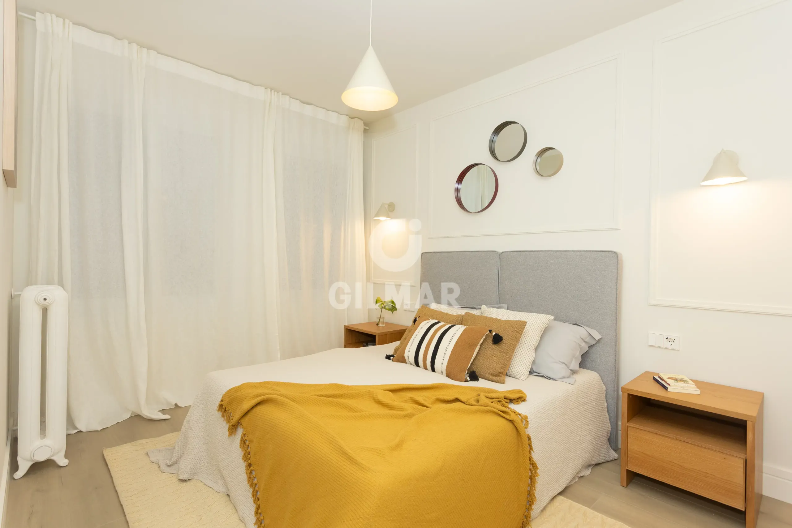 Apartment in Niño Jesús - Madrid