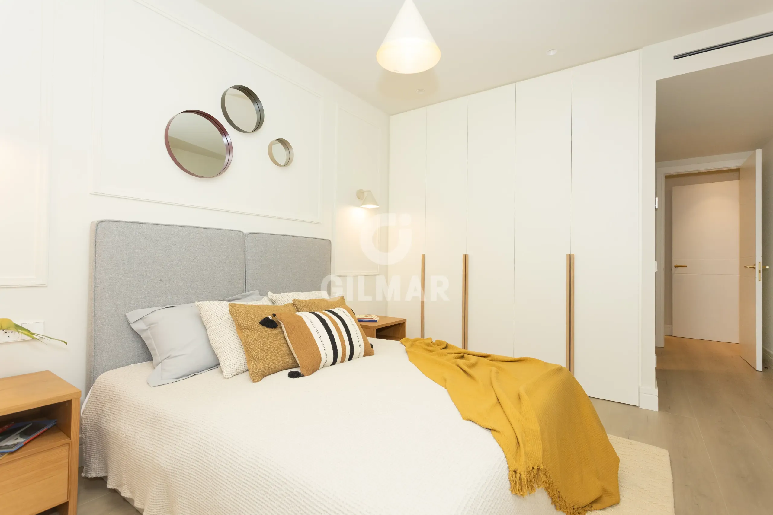 Apartment in Niño Jesús - Madrid