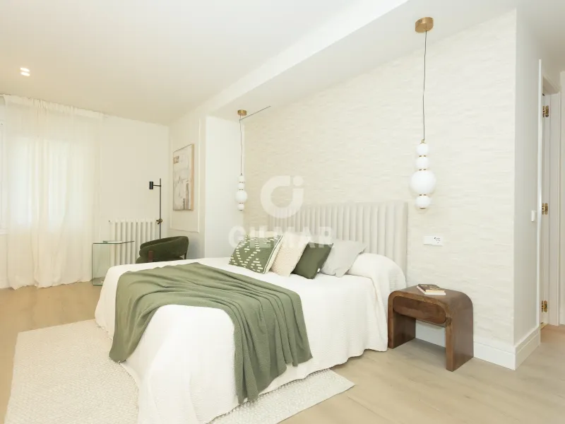 Apartment in Niño Jesús - Madrid