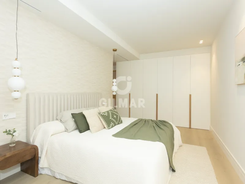 Apartment in Niño Jesús - Madrid