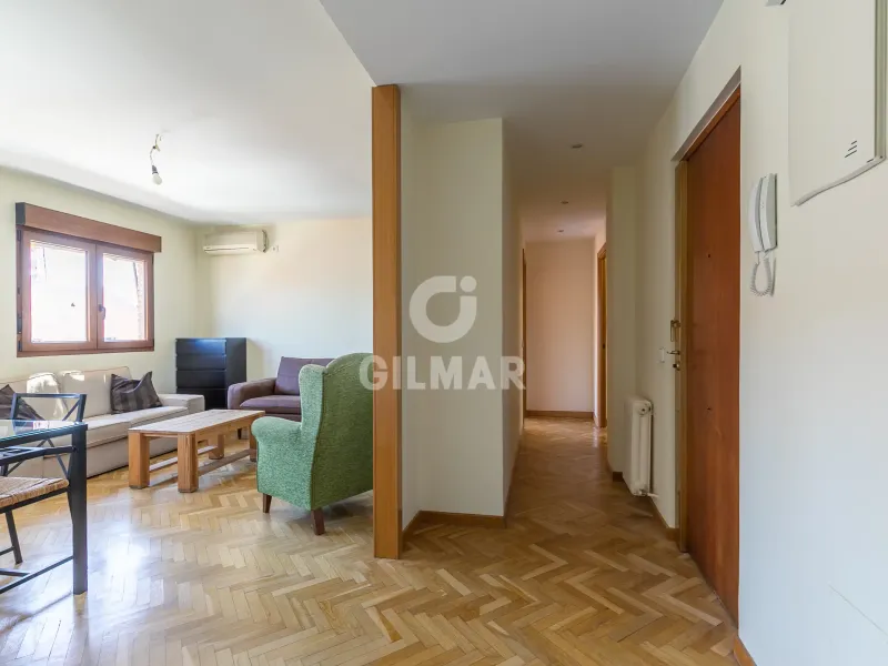 Apartment in Cuatro Caminos - Madrid