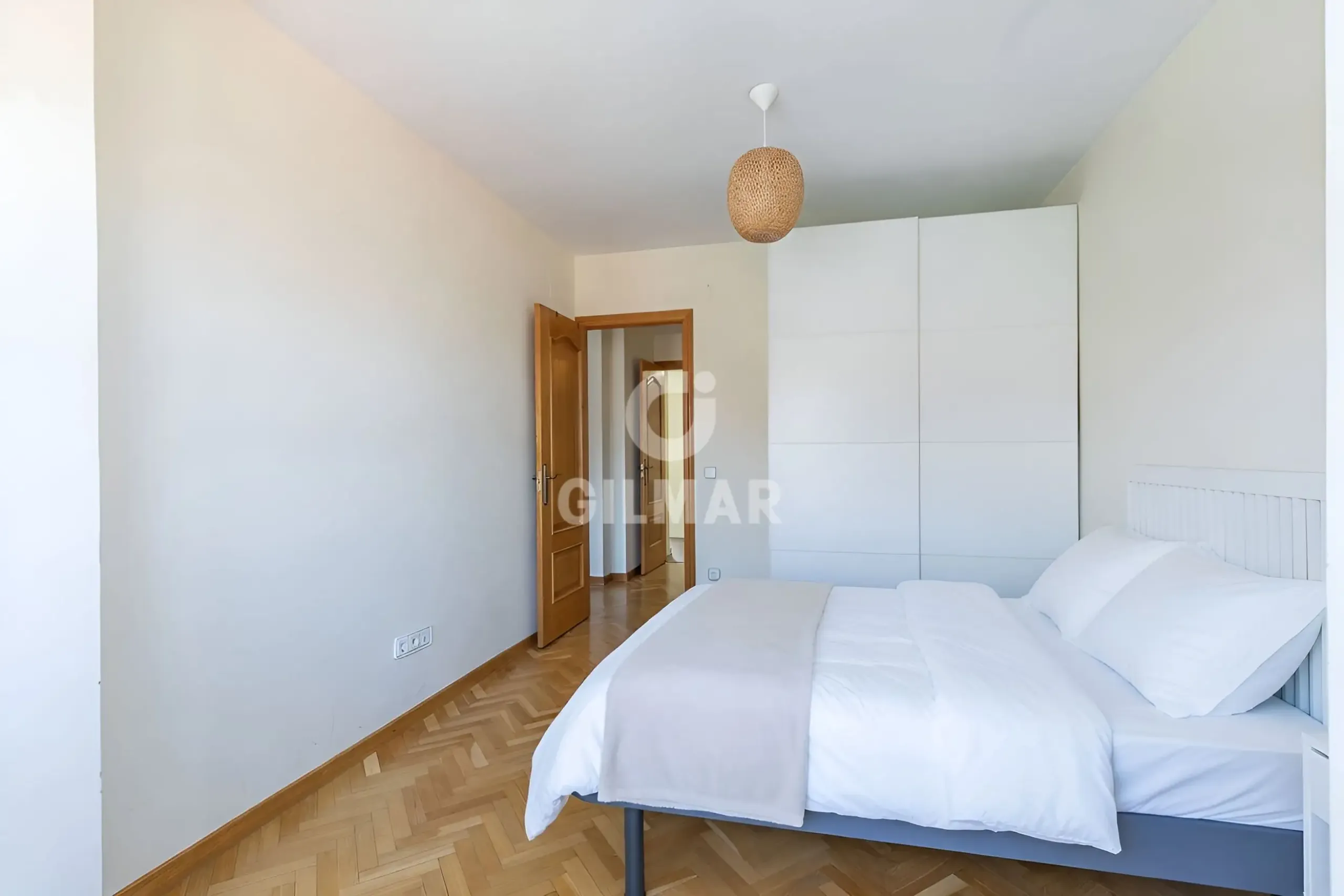 Apartment in Cuatro Caminos - Madrid