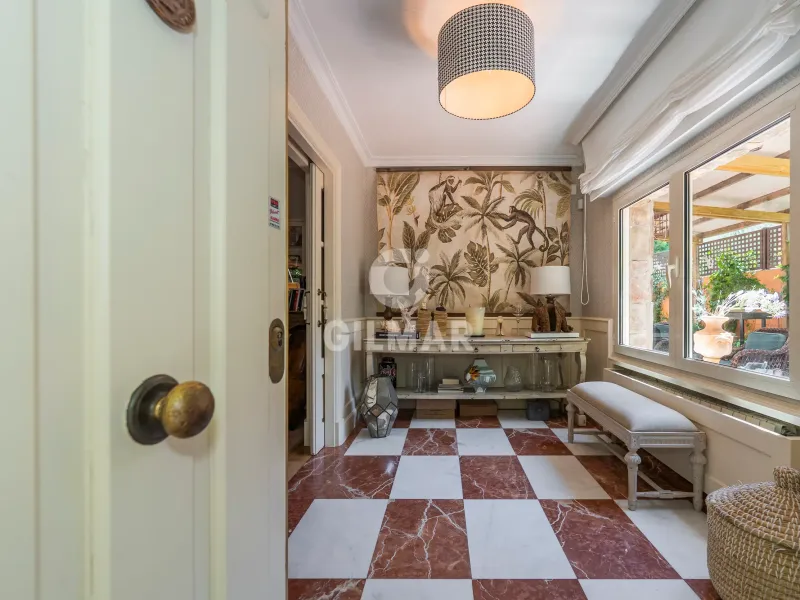 Villa in Apostol Santiago - Madrid