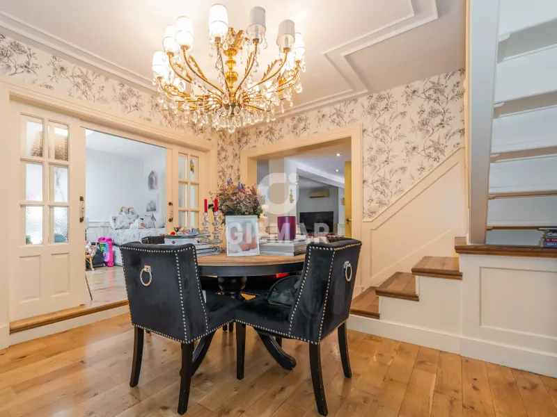 Villa in Apostol Santiago - Madrid
