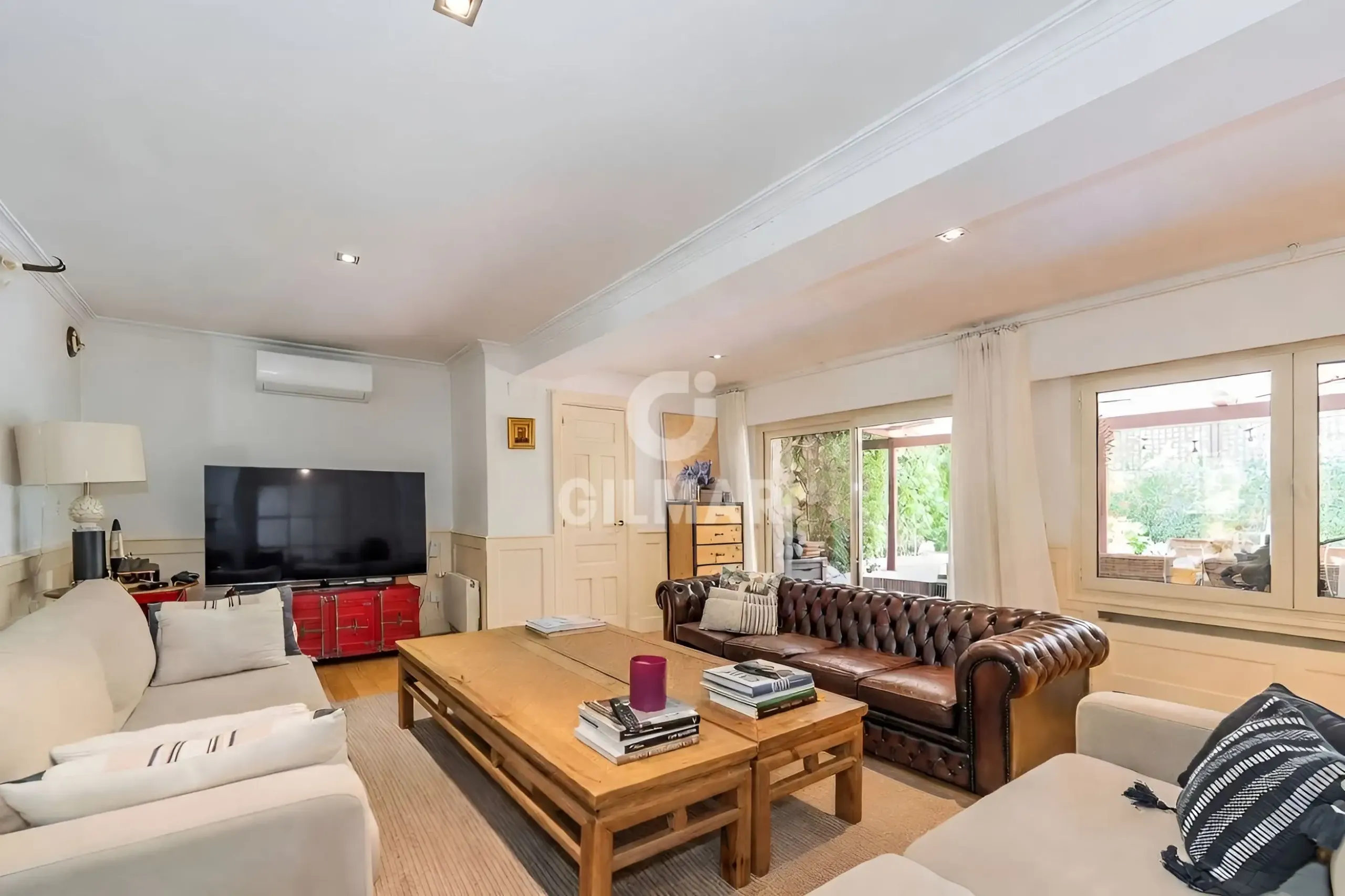 Villa in Apostol Santiago - Madrid
