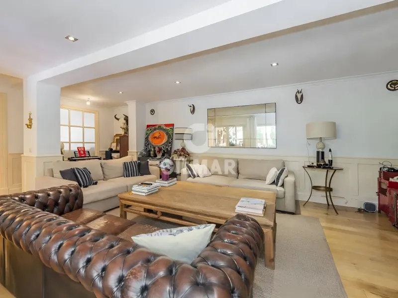 Villa in Apostol Santiago - Madrid