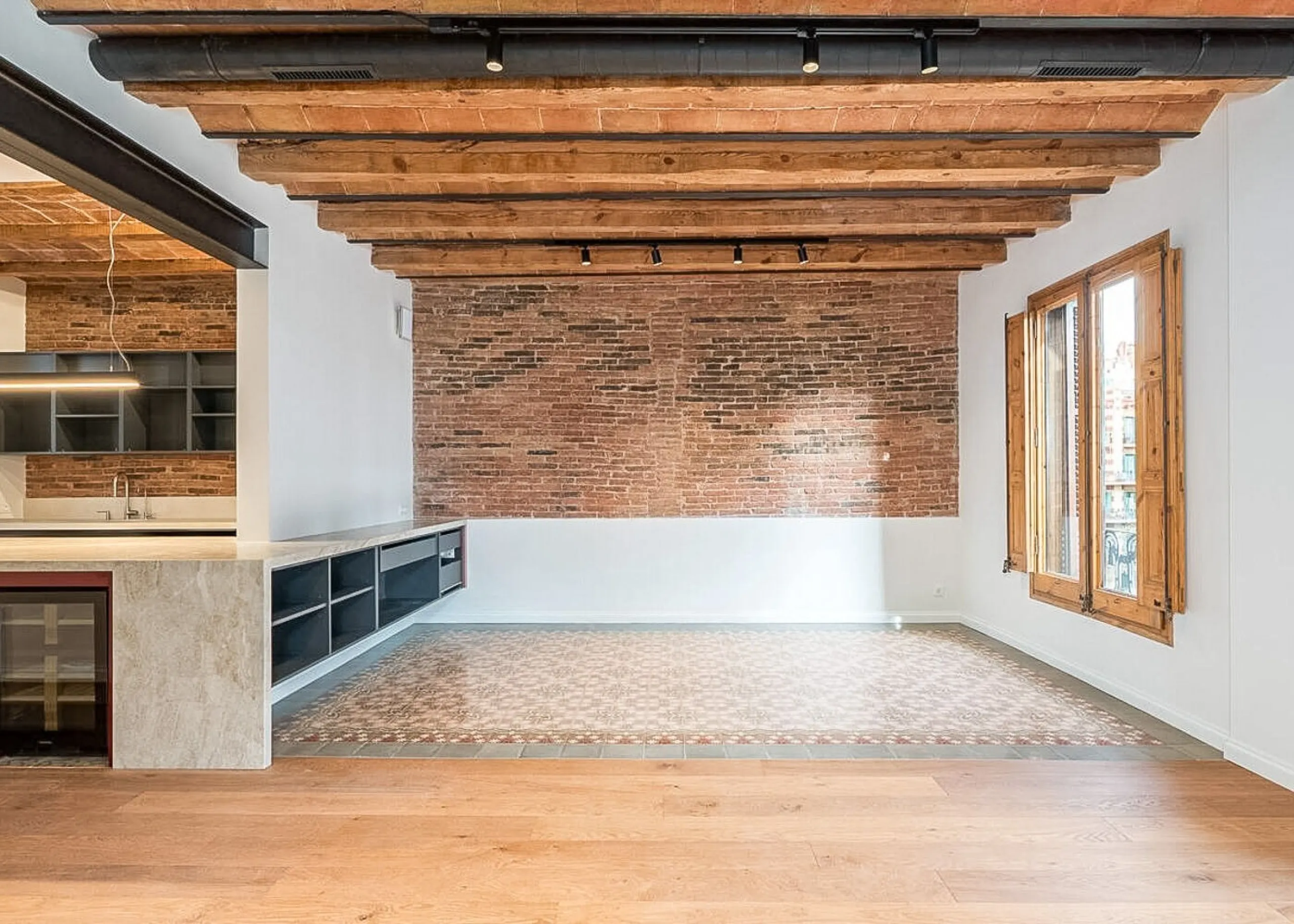 Renovated 3-Bedroom Apartment in Eixample, Barcelona
