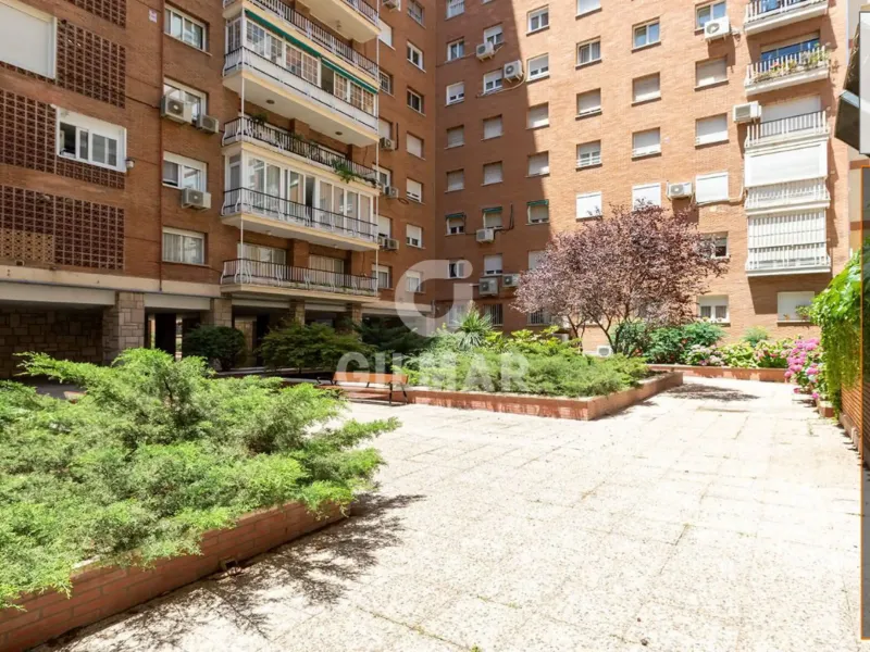 Apartment in Vallehermoso - Madrid