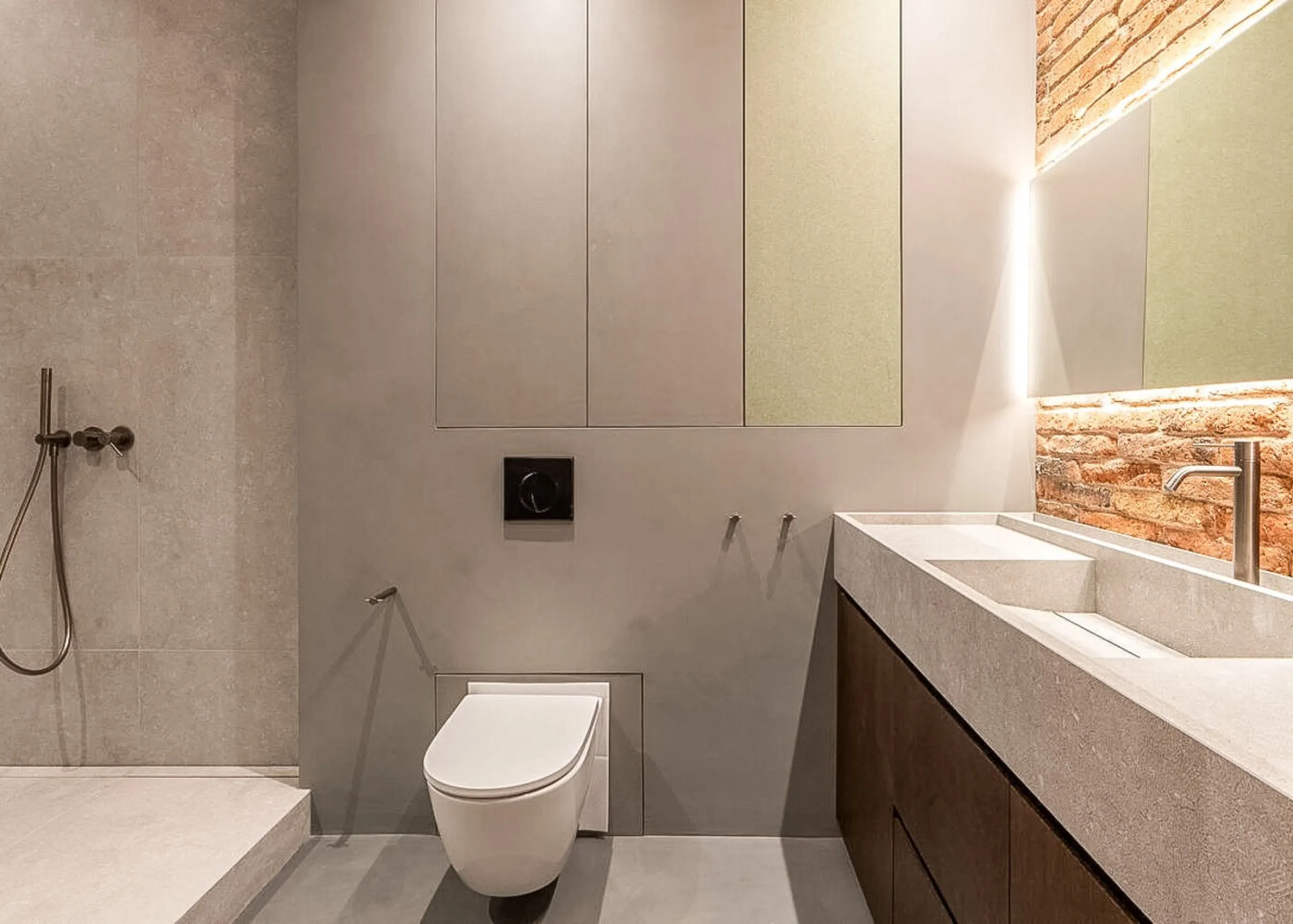 Renovated 3-Bedroom Apartment in Eixample, Barcelona
