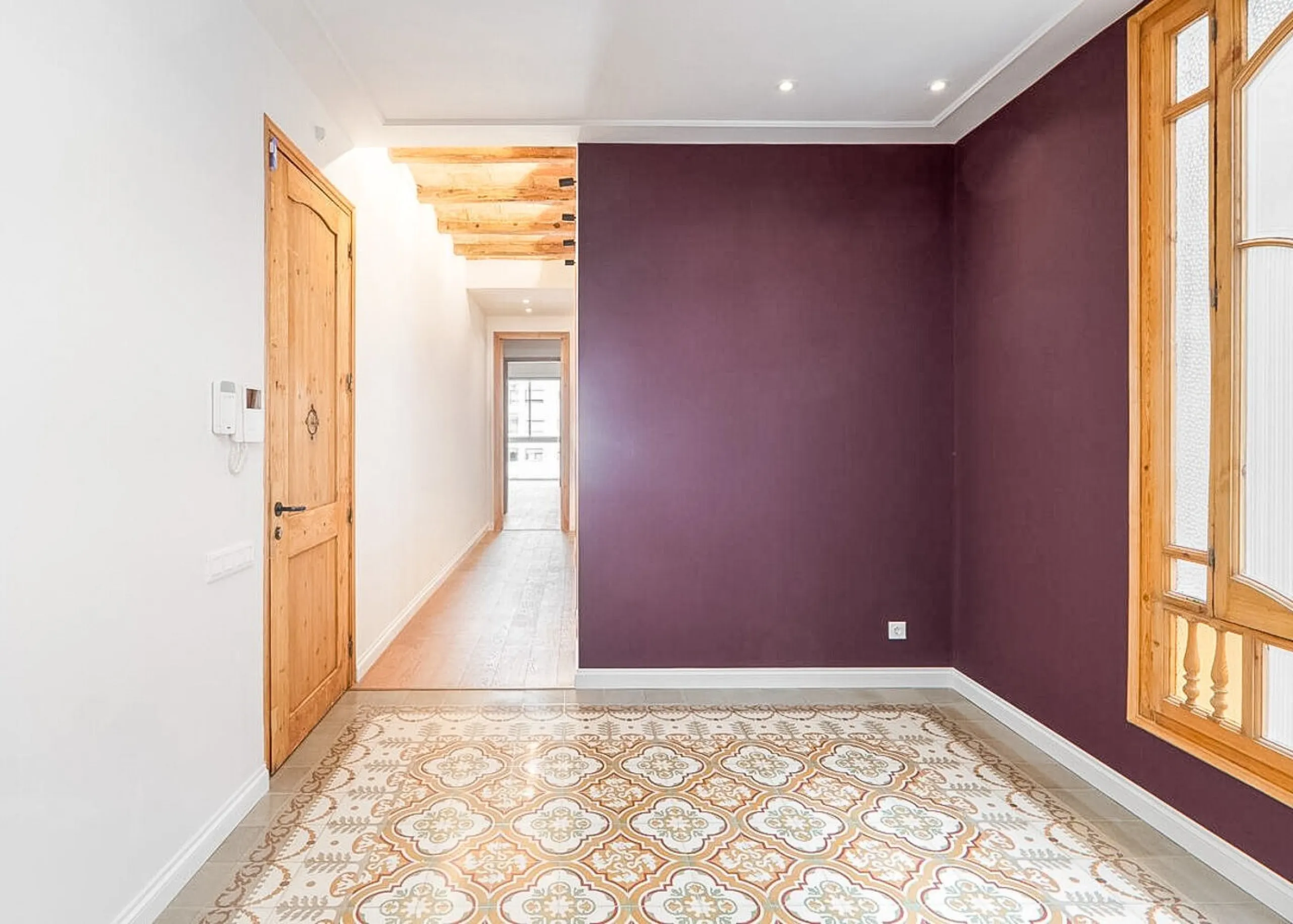 Renovated 3-Bedroom Apartment in Eixample, Barcelona