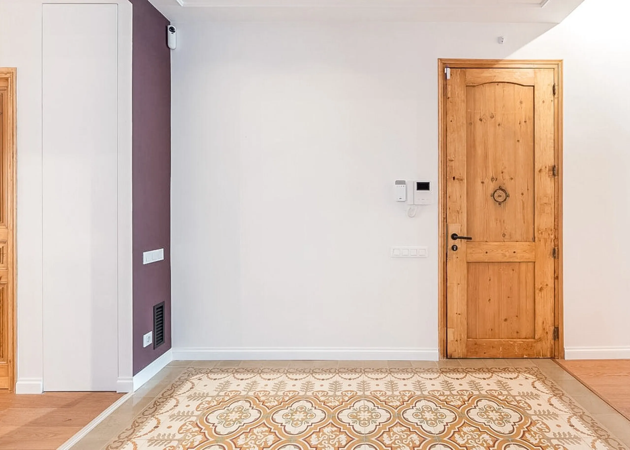 Renovated 3-Bedroom Apartment in Eixample, Barcelona