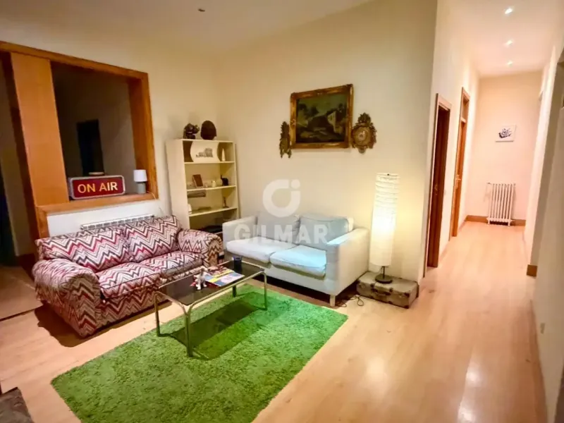 Apartment in Cortes - Madrid