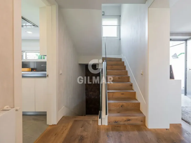 Semi-detached house in La Moraleja - Madrid