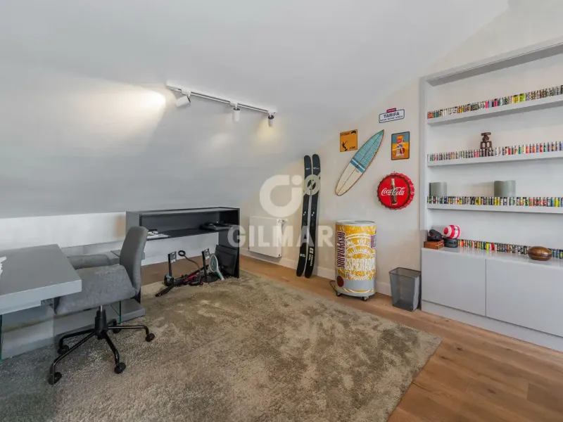 Semi-detached house in La Moraleja - Madrid