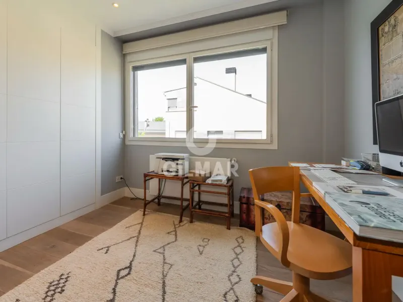 Semi-detached house in La Moraleja - Madrid