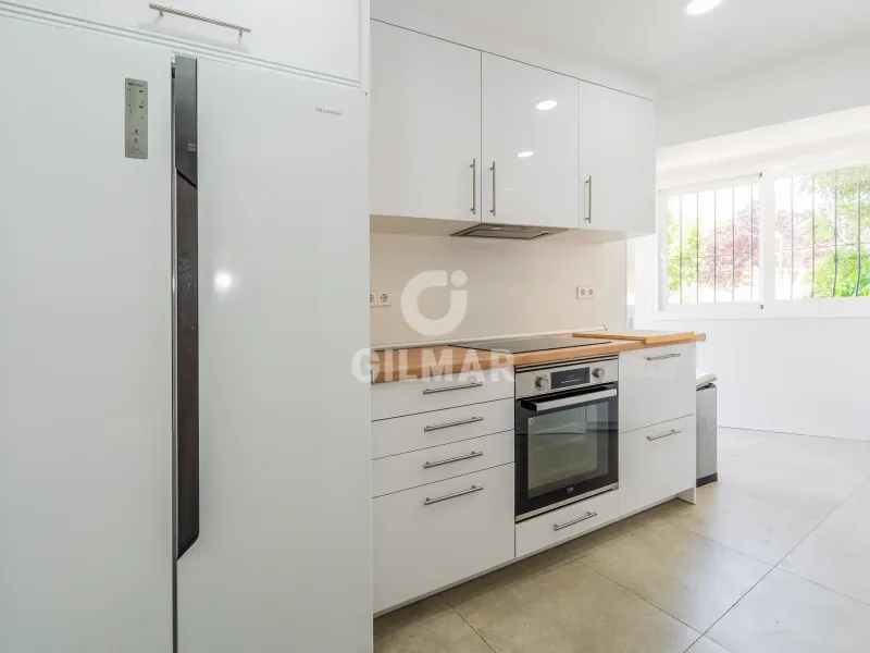 Semi-detached house in Arturo Soria - Madrid