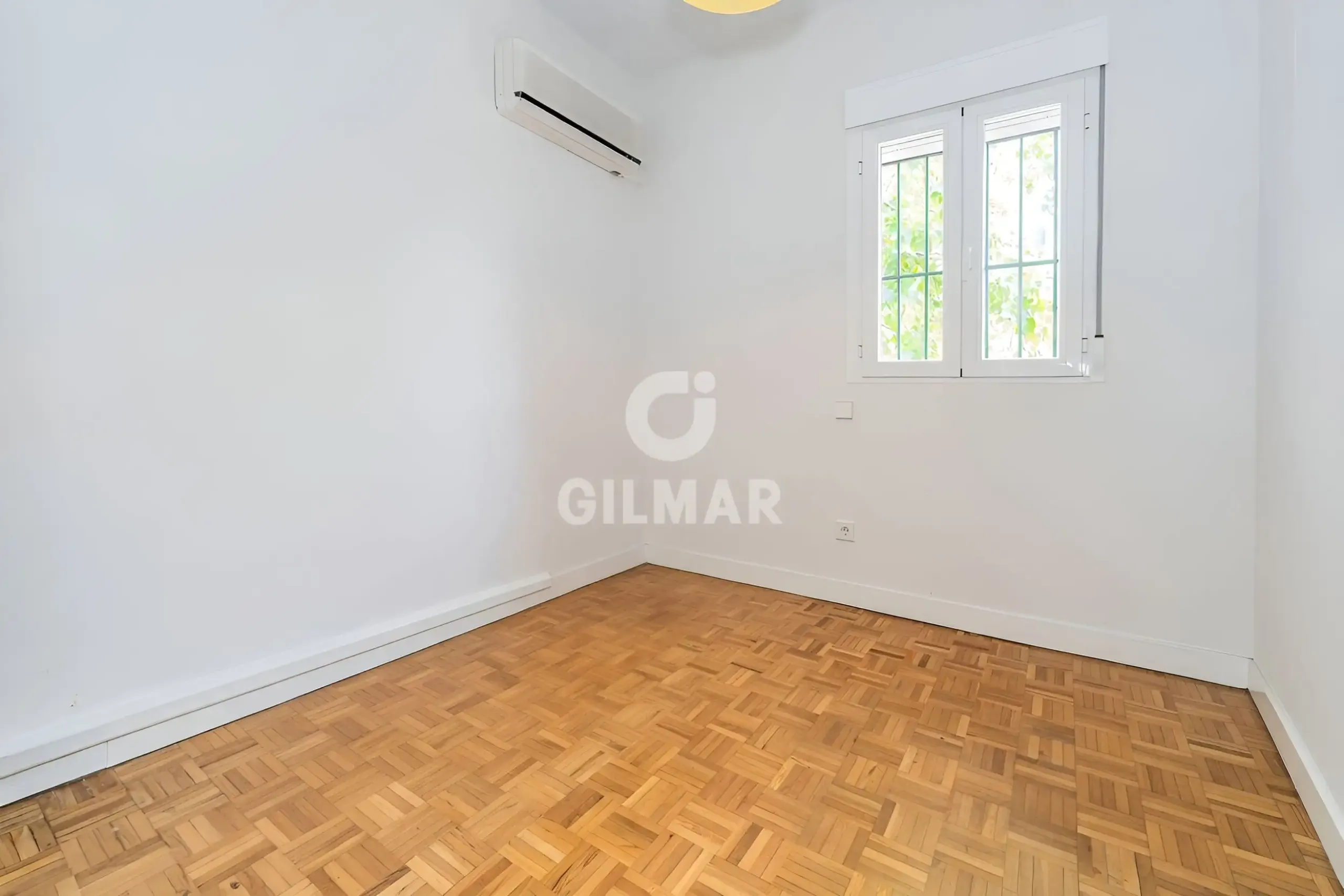 Semi-detached house in Arturo Soria - Madrid