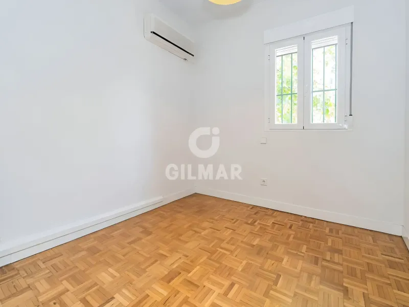 Semi-detached house in Arturo Soria - Madrid