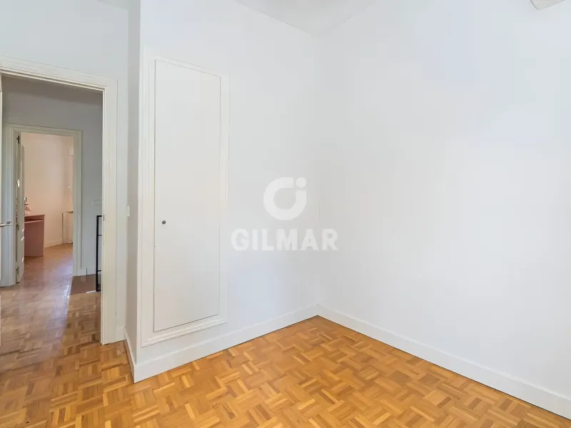 Semi-detached house in Arturo Soria - Madrid