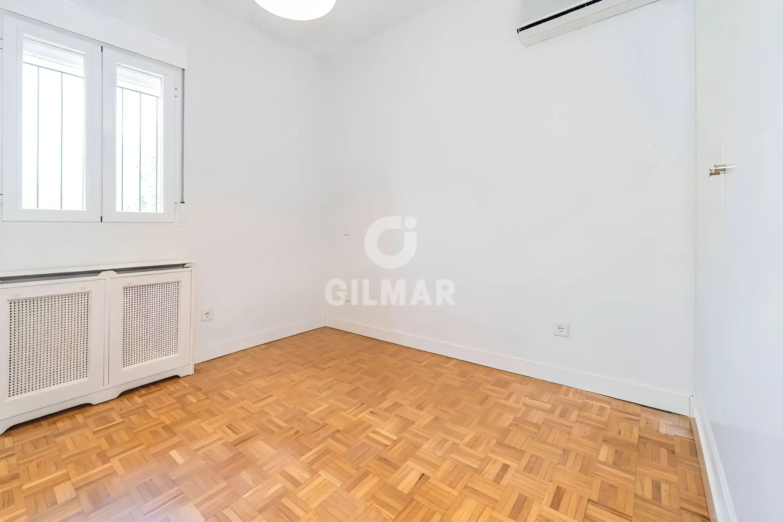 Semi-detached house in Arturo Soria - Madrid