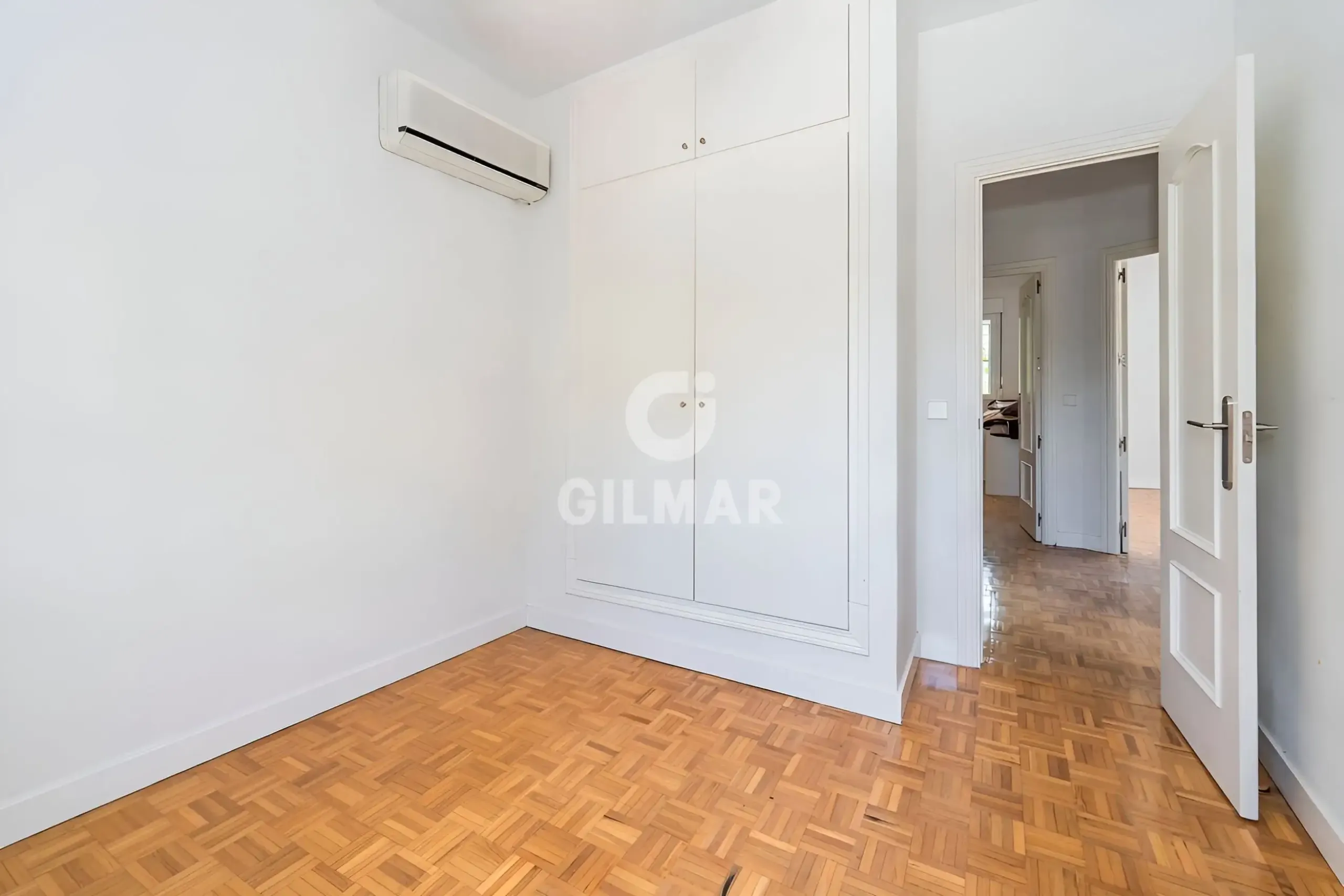 Semi-detached house in Arturo Soria - Madrid