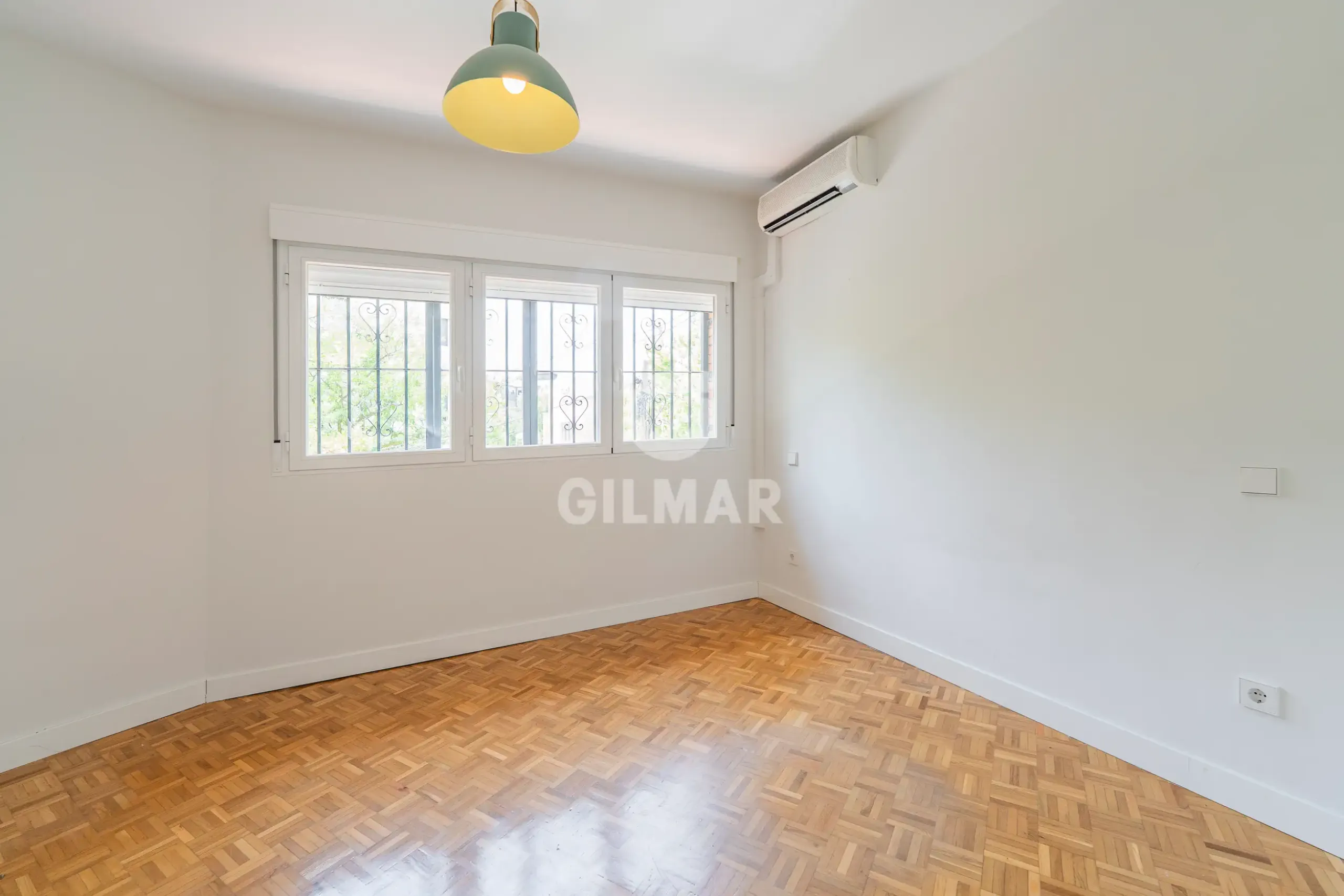 Semi-detached house in Arturo Soria - Madrid